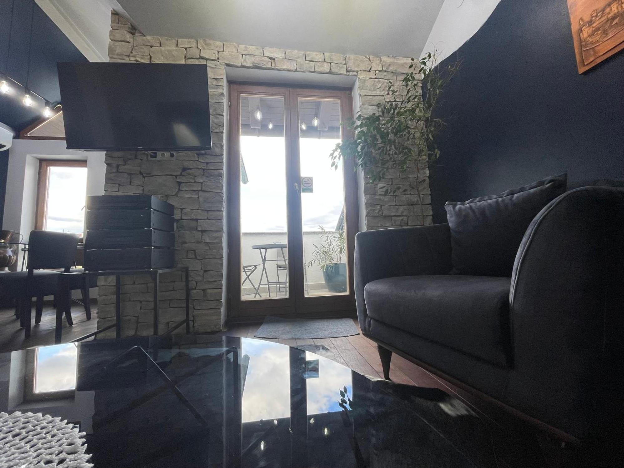 Vila Milka - Balkon - Besplatan Parking - Samostalna Prijava Карловаць Екстер'єр фото